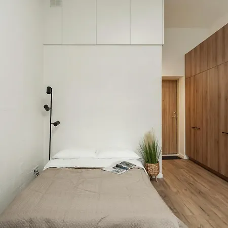 Air 104 Apartment *