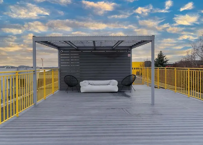 Air 104 Апартаменти Вільнюс