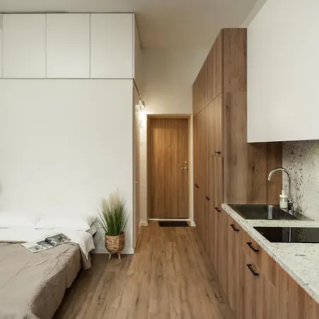 Apartment Air 104